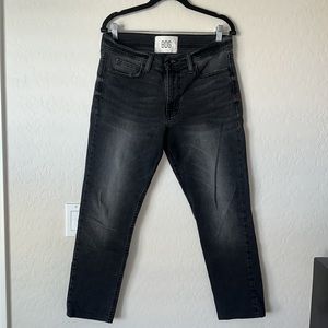 BDG Gray skinny jeans from Urban Outfitters size 32 Stretch, tailored.